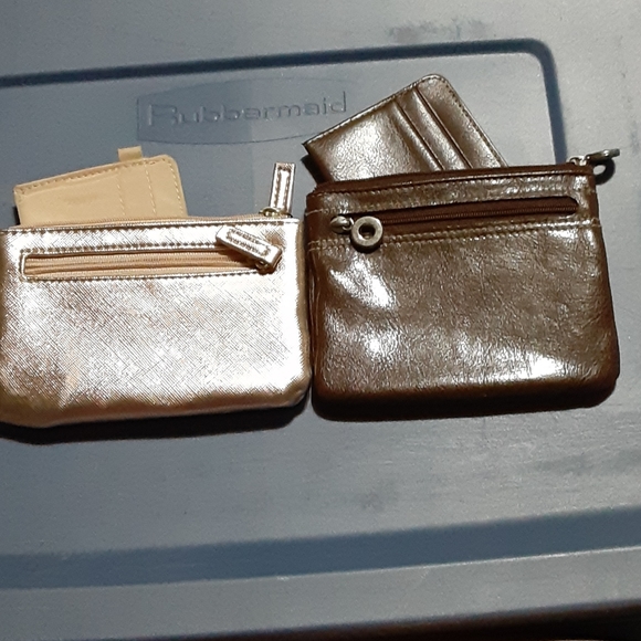 Wallet/Change Purse - Picture 2 of 3